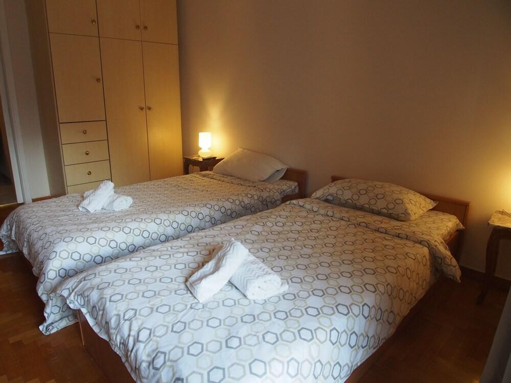 Homely Stay @Acropolis Museum Atene Esterno foto